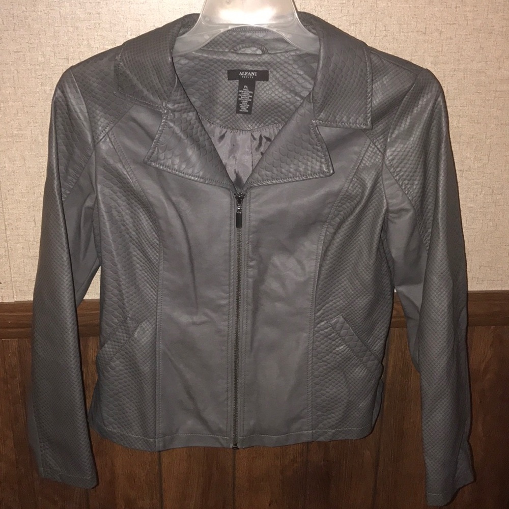 Like new condition Alfani faux leather jacket